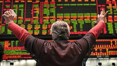 أسهم أوربا تصعد صباحًا بعد تيسير مفاجئ للسياسة النقدية اليابانية