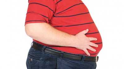 السمنة تؤثر سلبيًا على حياتك الجنسية