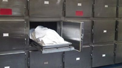 نقل جثتى ضحيتى اشتباكات التحرير إلى مشرحة زينهم