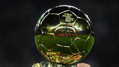 «فيفا» يمدد مهلة التصويت للفائز بالكرة الذهبية