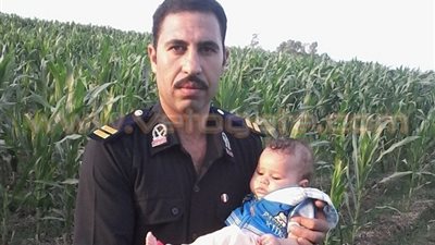 بالصور.. نجل «شهيد المنوفية» برفح عمره «7 شهور»