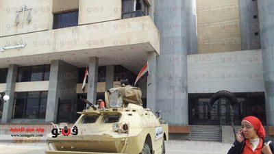 بالصور.. تأمين مقرات الاستفتاء بمدرعات الجيش في الدقهلية