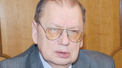 السفير الروسي بالقاهرة: موسكو لا تنظر للانتماء السياسي لرئيس مصر