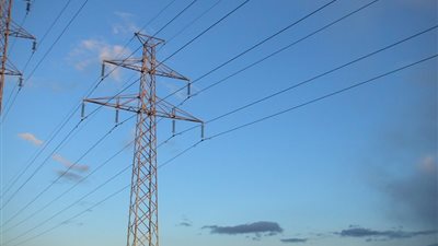 «الكهرباء» تنهي استعداداتها لضمان نجاح الاستفتاء