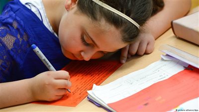 مقاعد الدراسة.. سبب آلام الظهر