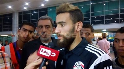 بالفيديو والصور.. وصول بعثة منتخب مصر لمطار القاهرة الدولي