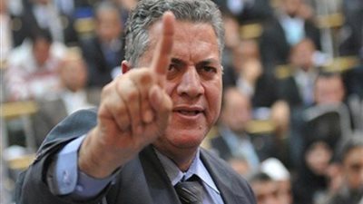 النيابة تواجه «الفخراني» بالأحراز المضبوطة في قضية «الرشوة».. «سيديهات» تثبت تقاضيه مبلغ 5 ملايين جنيه.. «البرلمانى السابق» يرتبك بعد مواجهته بالأدلة الجديدة.. 