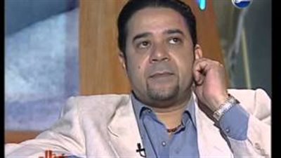 بالفيديو.. متصلة تتغزل في «مدحت صالح»: «أنت شبه جوزي»