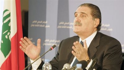 وزير لبناني يطالب الحكومة المستقيلة بالاجتماع واستعادة ولايتها