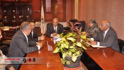 بالصور.. وفد مستثمرين يصل بني سويف لإنشاء مجمع صناعي للألومنيوم