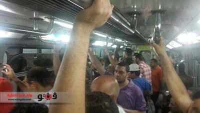 بالفيديو والصور.. زحام شديد في «مترو الأنفاق» بعد رفع تعريفة المواصلات