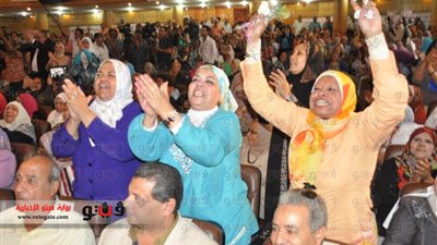 بالصور و الفيديو .. وصلة رقص على أنغام 