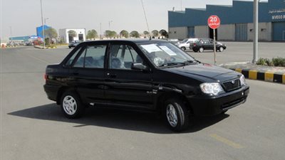 العراق توقف استيراد السيارات الإيرانية