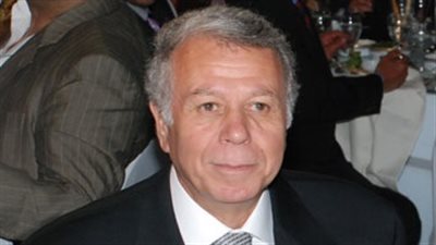 حمدى والخطيب يجتمعان بلاعبى الأهلى لتحفيزهم قبل لقاء 