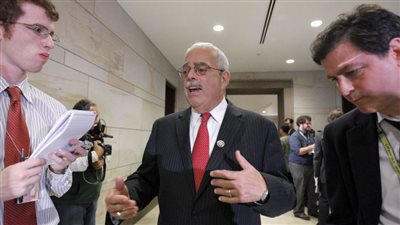 إخوان أمريكا تجمع تبرعات لممثل الحزب الديمقراطى عن ولاية فرجينيا