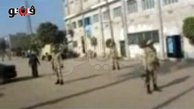 بالفيديو.. أعضاء الإرهابية يستولون على بطاقات المواطنين لمنعهم من الاستفتاء