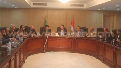اجتماع موسع لوزير الري ومحافظ الفيوم
