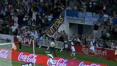 بالفيديو.. صحف غانا تتغنى بـ