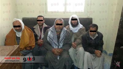 القبض على 4 من عناصر «الإرهابية» بحوزتهم منشورات ضد الجيش بمطروح