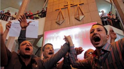 موظفو مجلس الدولة بالمنوفية يهددون بمقاطعة الاستفتاء