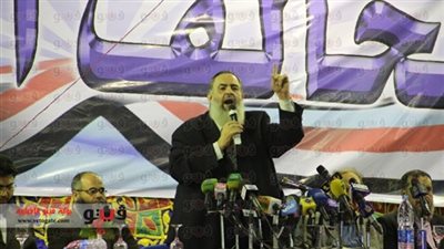 إحالة بلاغ ضابط شرطة ضد 