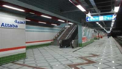 تعطل السلالم الكهربائية بمحطة مترو العتبة أثناء صعود وزير النقل