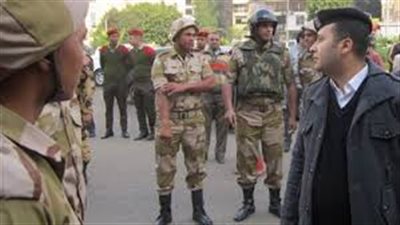 القوات المسلحة والشرطة تتسلمان لجان الاستفتاء بالبحر الأحمر وقنا والأقصر