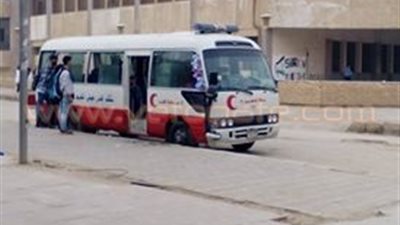 بالفيديو والصور.. عربات التبرع بالدم تنتشر داخل جامعة حلوان