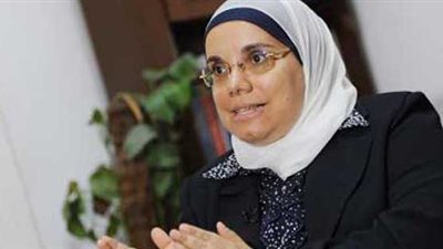 باكينام تعود للقاهرة بعد مشاركتها فى أعمال المؤتمر العربى بتركيا