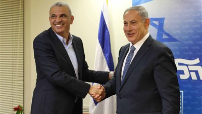 إسرائيل تخفض ضريبة المشروبات الكحولية قبيل عيد رأس السنة العبرية