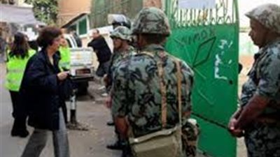 تكثيف أمني أمام لجان الاستفتاء بالأقصر