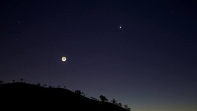 سماء مصر تشهد ظاهرة فلكية بعد غروب شمس اليوم