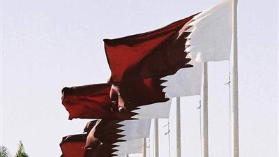 الجارديان: قطر تستغل العمالة الأجنبية مثل العبيد