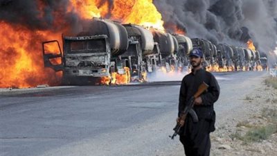 احتراق أكثر من 400 شاحنة وقود في أفغانستان