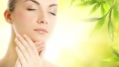 «ماسك الخيار» يساعدكِ على تنظيف بشرتك ويمنحها النضارة