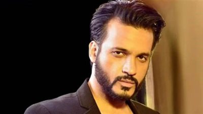 إيساف يعتذر للجمهور عن أحيائه حفل زفاف خاص