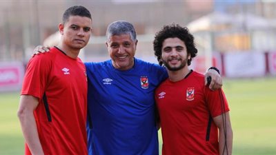 محمد محمود يواصل تنفيذ برنامجه.. وطبيب الأهلي يتابع تطوراته