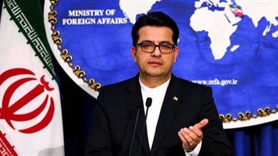 إيران تعلن استعدادها لمواصلة شحناتها النفطية