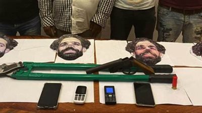 تجديد حبس المتهمين بسرقة المتاجر باستخدام أقنعة محمد صلاح