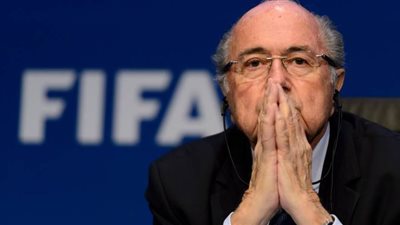 بلاتر: هذه الدولة مهدت طريق إنفانتينو لرئاسة الفيفا