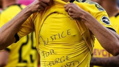 خلط الرياضة بالسياسة.. التحقيق في رسائل التضامن مع جورج فلويد بالدوري الألماني