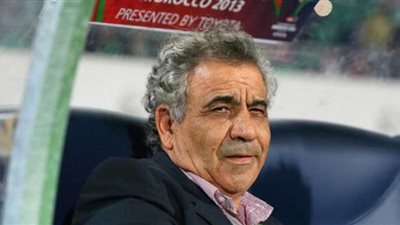 فوزي البنزرتي يوضح حقيقة تعرض أحمد أحمد للتهديد في نهائي أفريقيا | فيديو