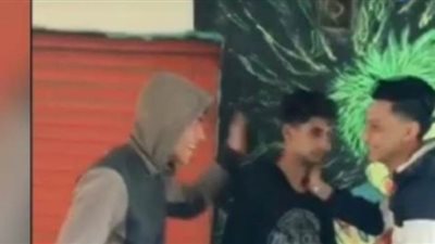 ضبط أبطال فيديو الاعتداء على شاب من ذوي الاحتياجات بالوراق.. والمتهمون: 