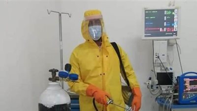 تعقيم وتطهير مستشفى القنطرة المركزي بالإسماعيلية | صور