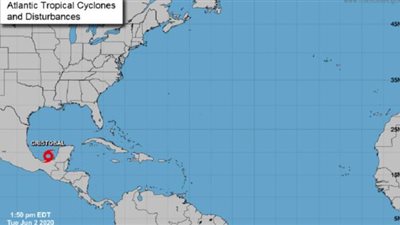 مركز الأعاصير الأمريكي يحذر من عاصفة كريستوبال