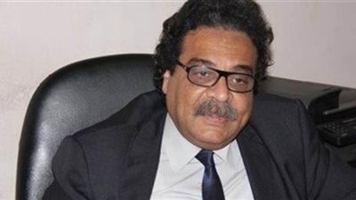 فريد زهران يكتب: ما الذى يحدث فى الولايات المتحدة الأمريكية.. وما احتمالية سقوط 