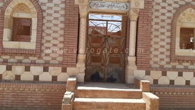 انتهاء مراسم تشييع ودفن جثمان رجائي الميرغني بمقابر ١٥ مايو