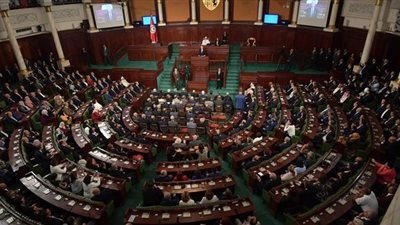 البرلمان التونسي يبارك التدخل التركي في ليبيا.. ويدعم جرائم أردوغان