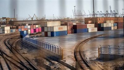 طهران تُعلن عودة النشاط التجاري في معبر مع تركيا