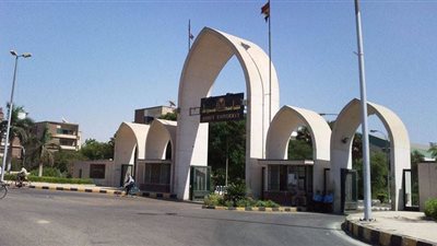 مجلس جامعة أسيوط يوافق على منح 24 درجة دكتوراة